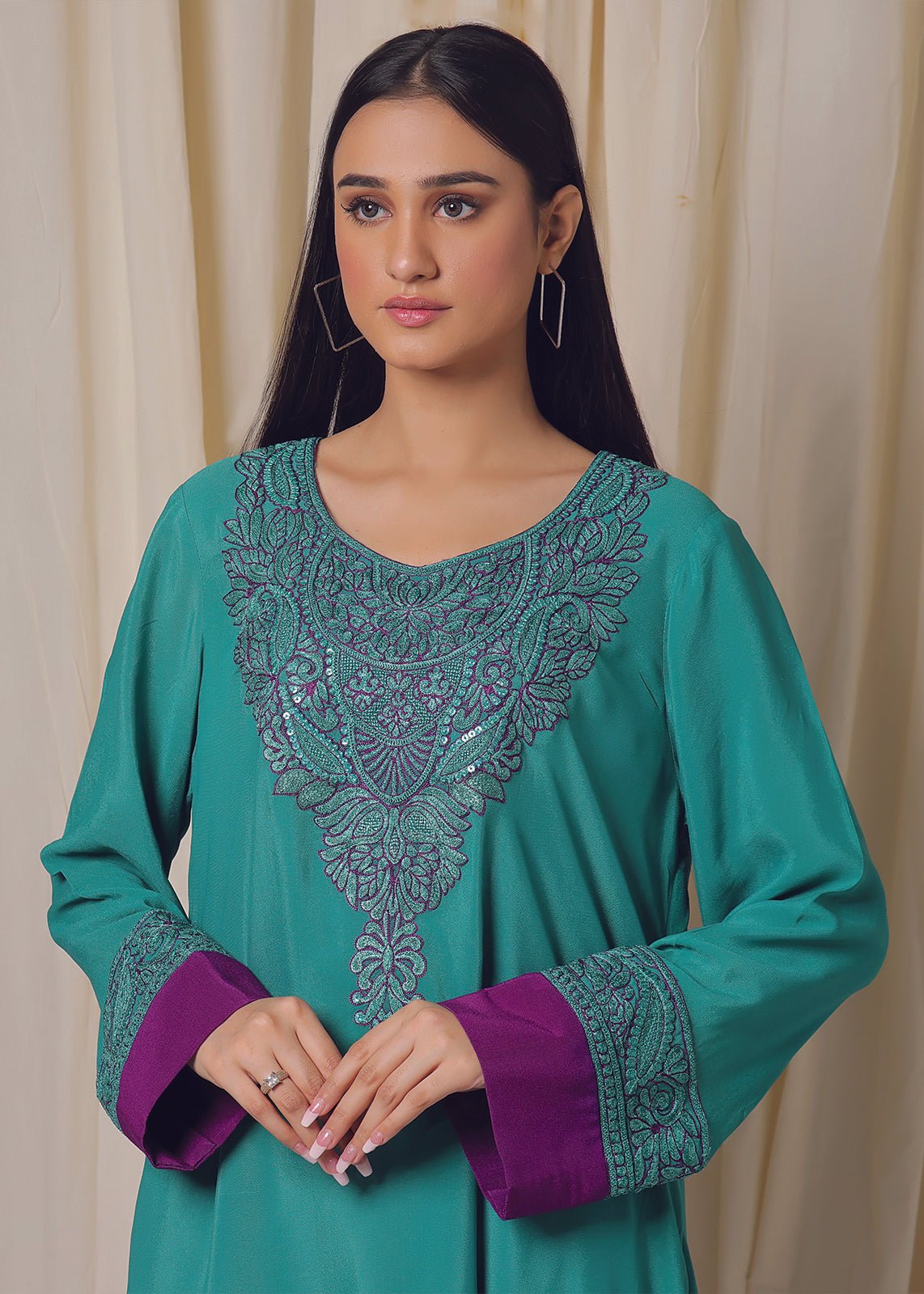 Green Crepe Dress - Nawaem Altulle