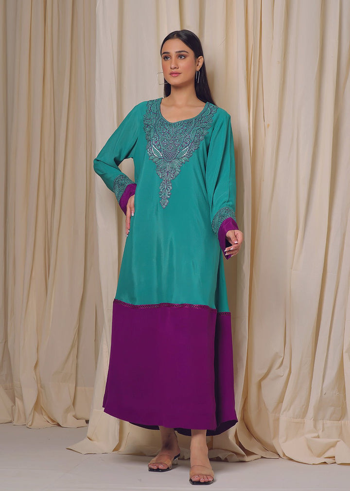 Green Crepe Dress - Nawaem Altulle