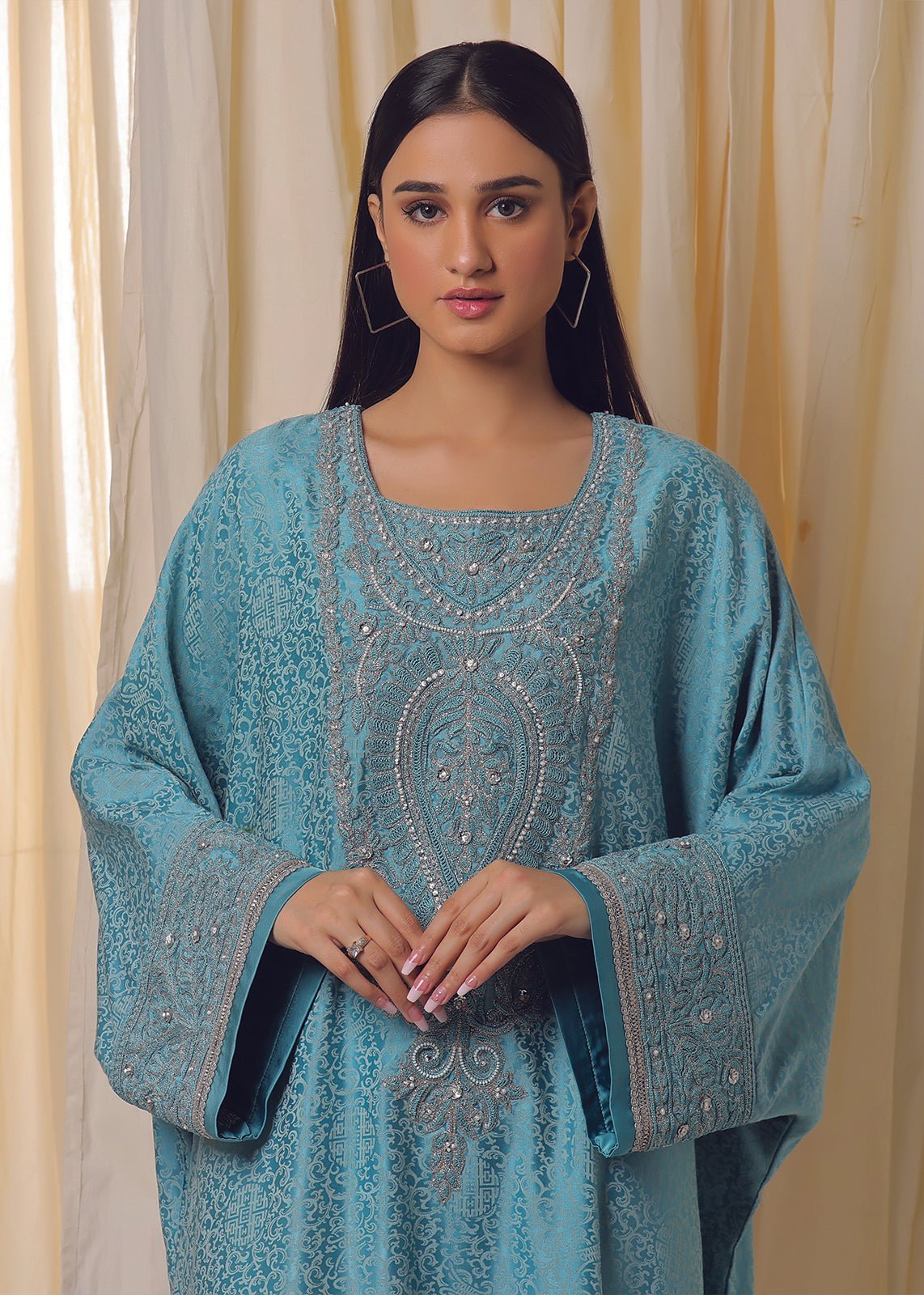 Self Embroidered Jamawar Dress - Nawaem Altulle