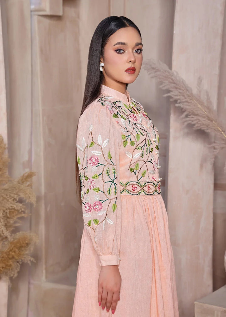 Peachy Lines - Nawaem Altulle