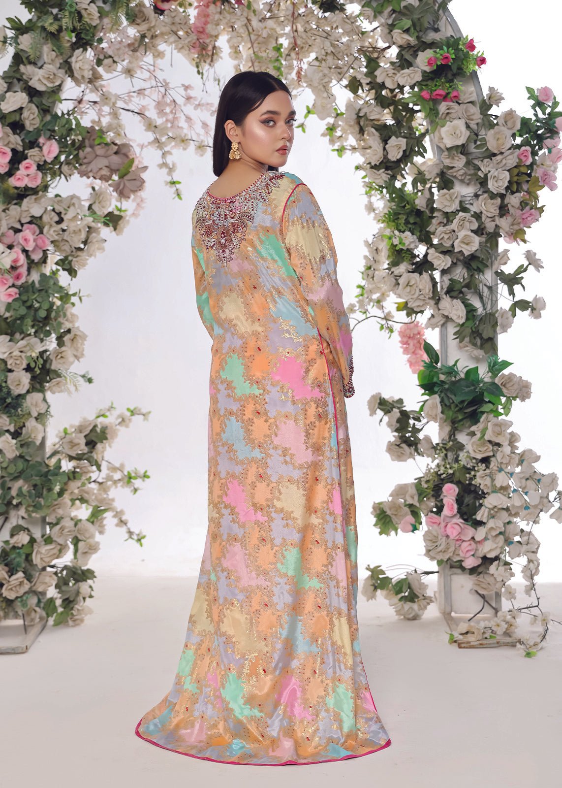 Areej أريج - Nawaem Altulle