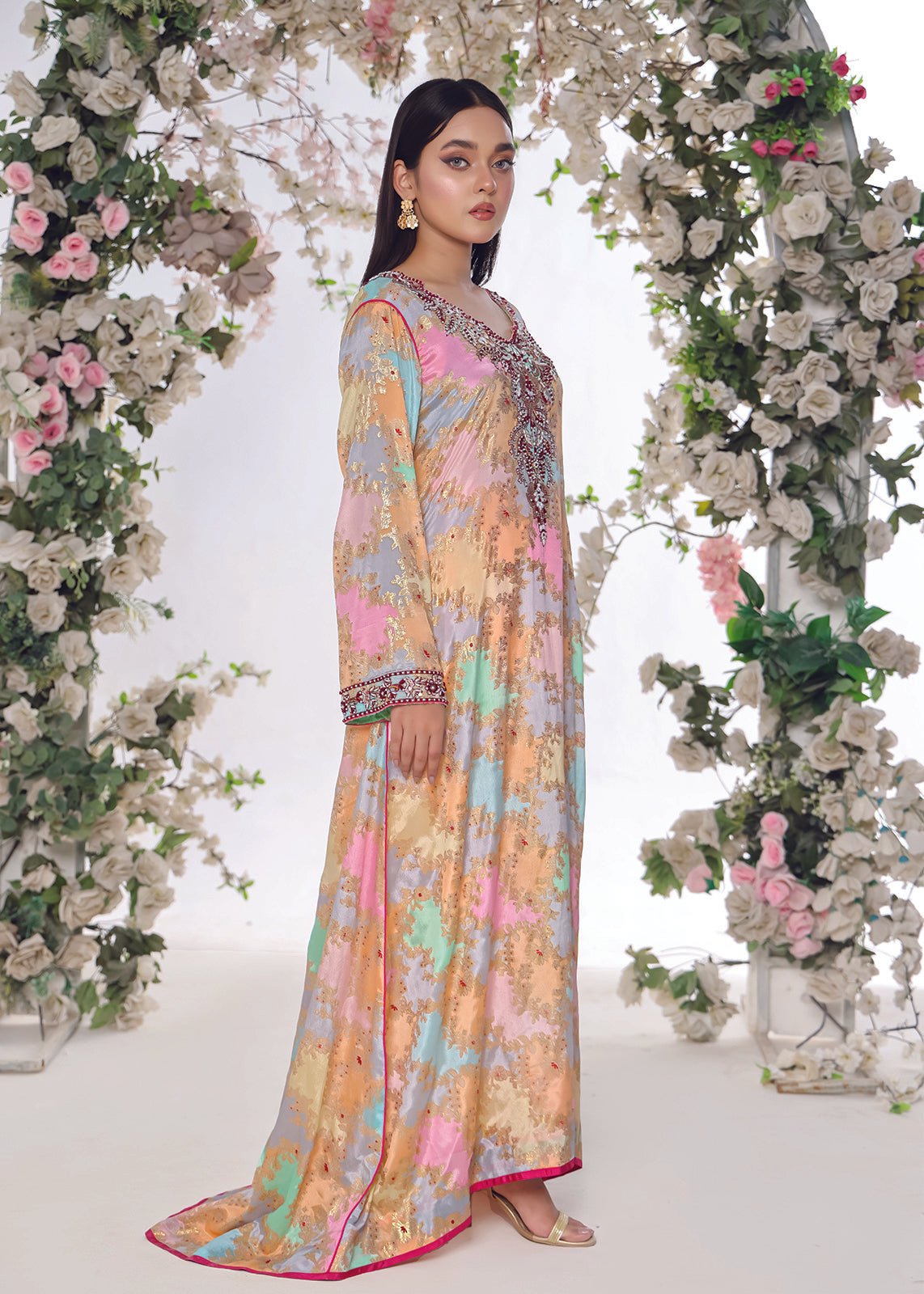 Areej أريج - Nawaem Altulle