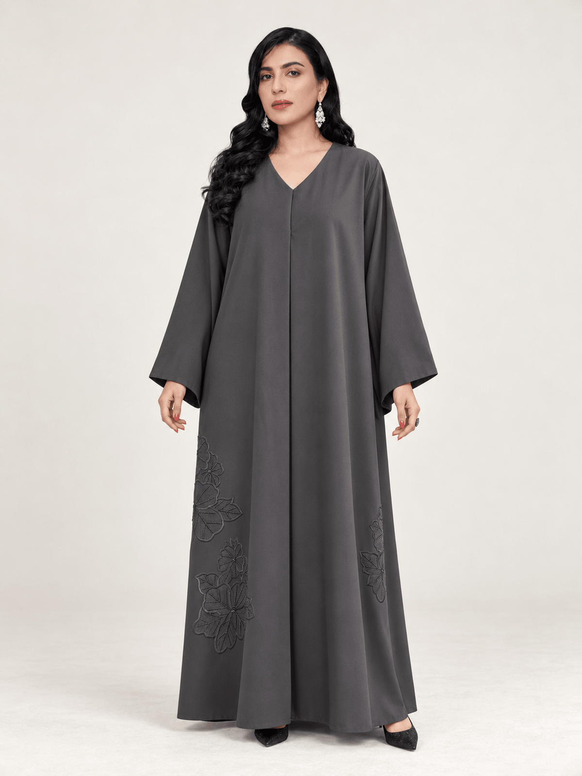Charcoal Bloom Embellished Abaya - Nawaem Altulle