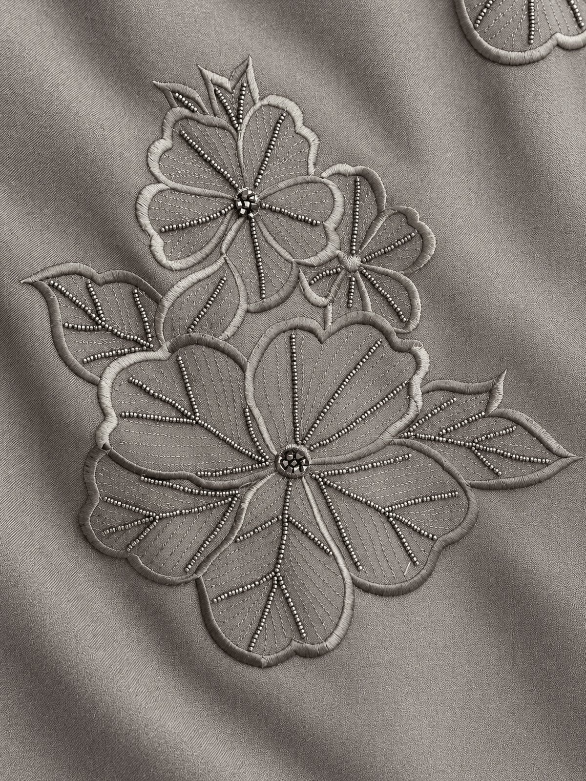 Charcoal Bloom Embellished Abaya - Nawaem Altulle