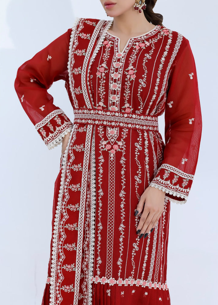 Luxurious Red Net Dress with Silk Lining: Elegant, Refined and Flowing - Nawaem Altulle