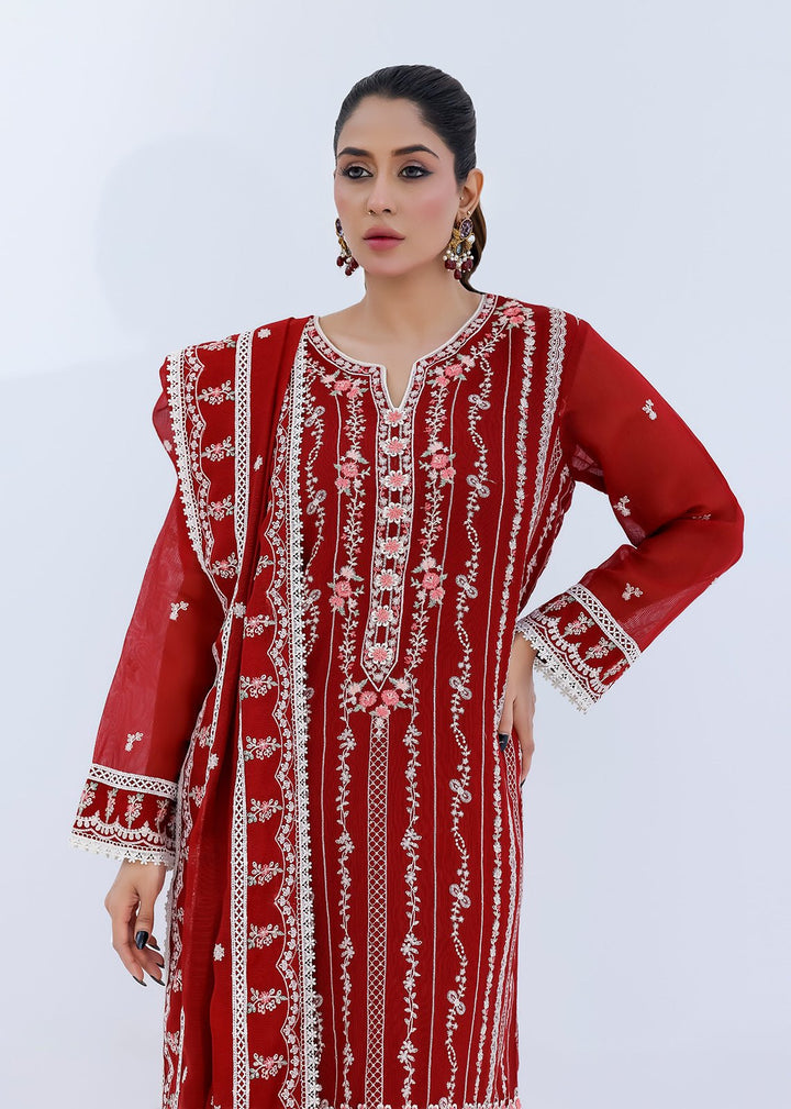 Luxurious Red Net Dress with Silk Lining: Elegant, Refined and Flowing - Nawaem Altulle