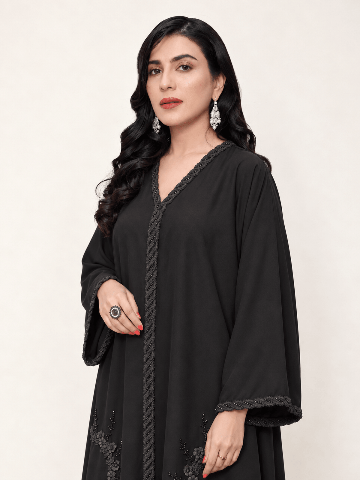Midnight Bloom Crystal Dantel Abaya - Nawaem Altulle